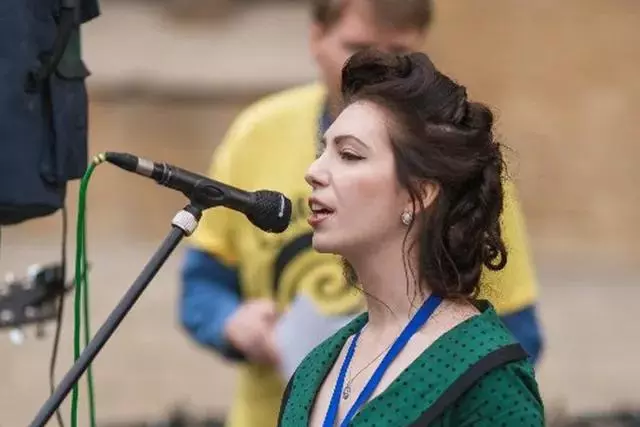 Dr Emilie Taylor-Pirie